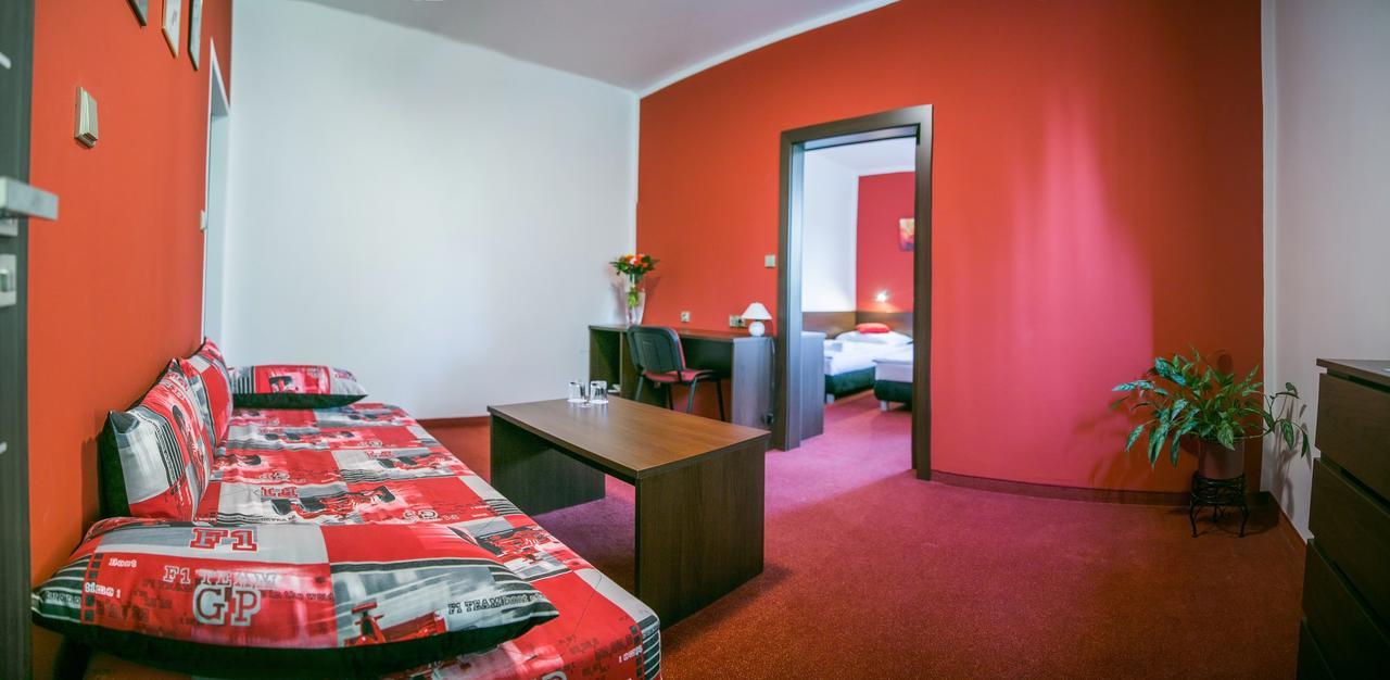 Hotel Best Ostrava Exterior foto